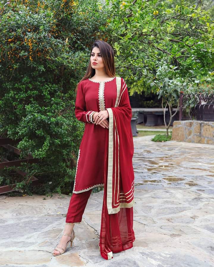 Salwar Suits : Red georgette salwar suit