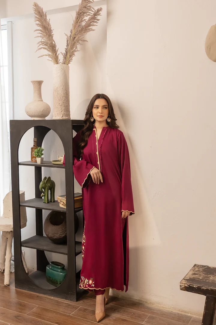 Fleur Embroidered Kurta With Pant Set