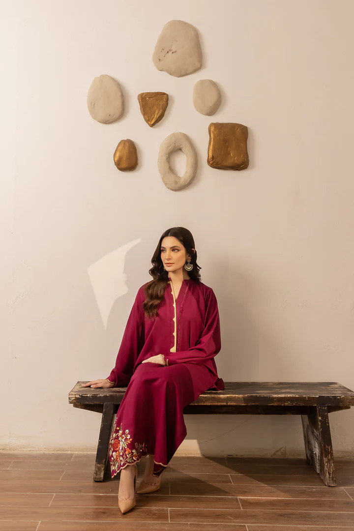 Fleur Embroidered Kurta With Pant Set - Image 5