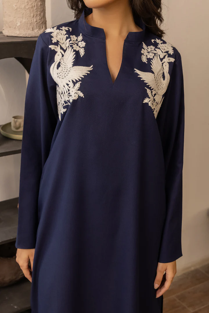 Emily Embroidered Kurta With Pant Set - Image 3