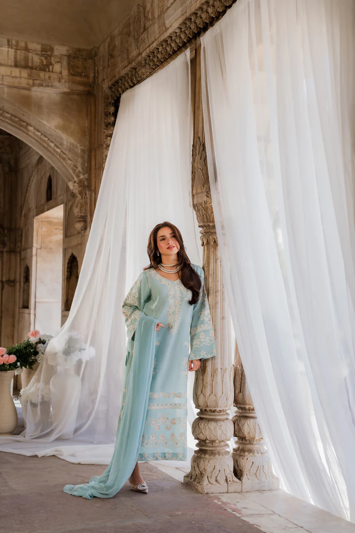 Aleeha Embroidered Suit Set With Dupatta - Image 7