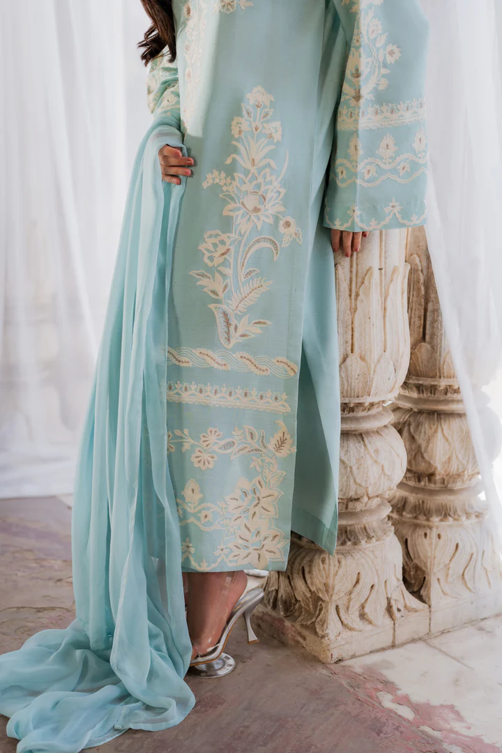 Aleeha Embroidered Suit Set With Dupatta - Image 9