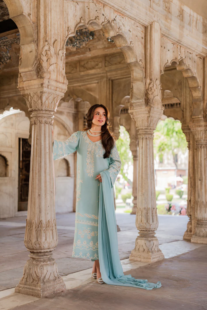 Aleeha Embroidered Suit Set With Dupatta - Image 12