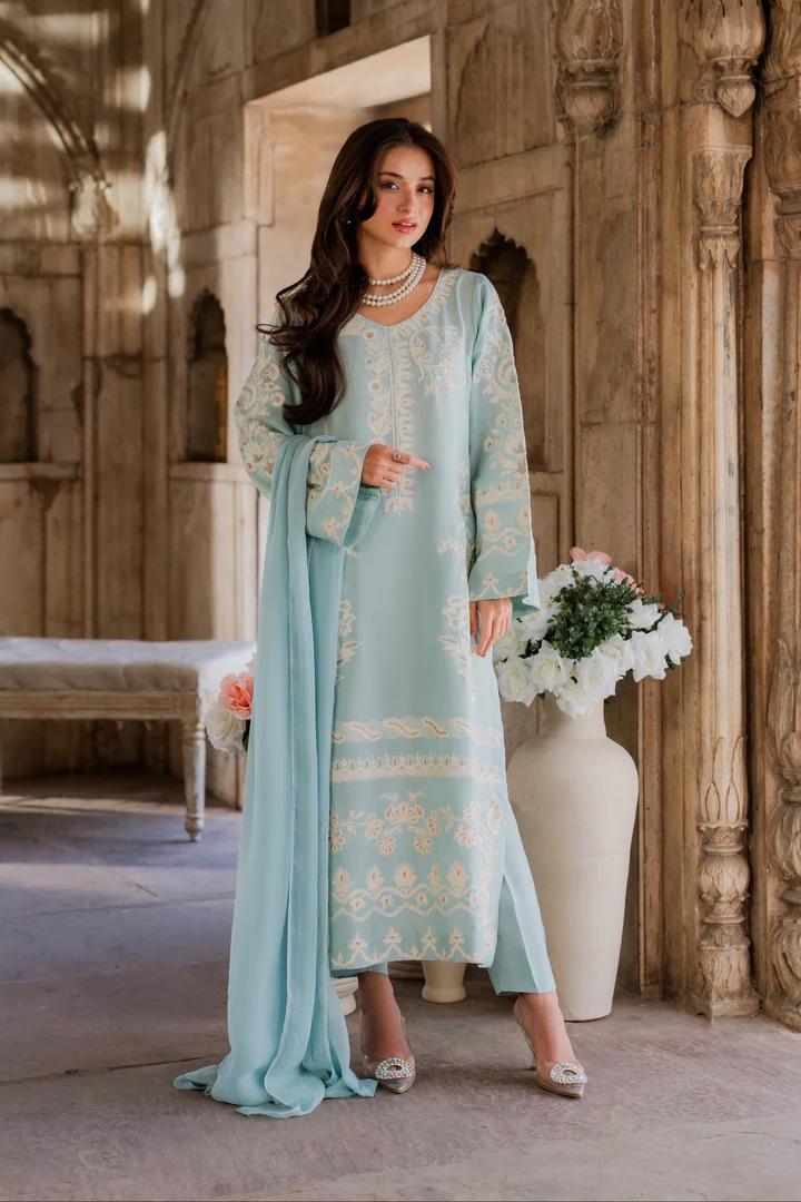 Aleeha Embroidered Suit Set With Dupatta