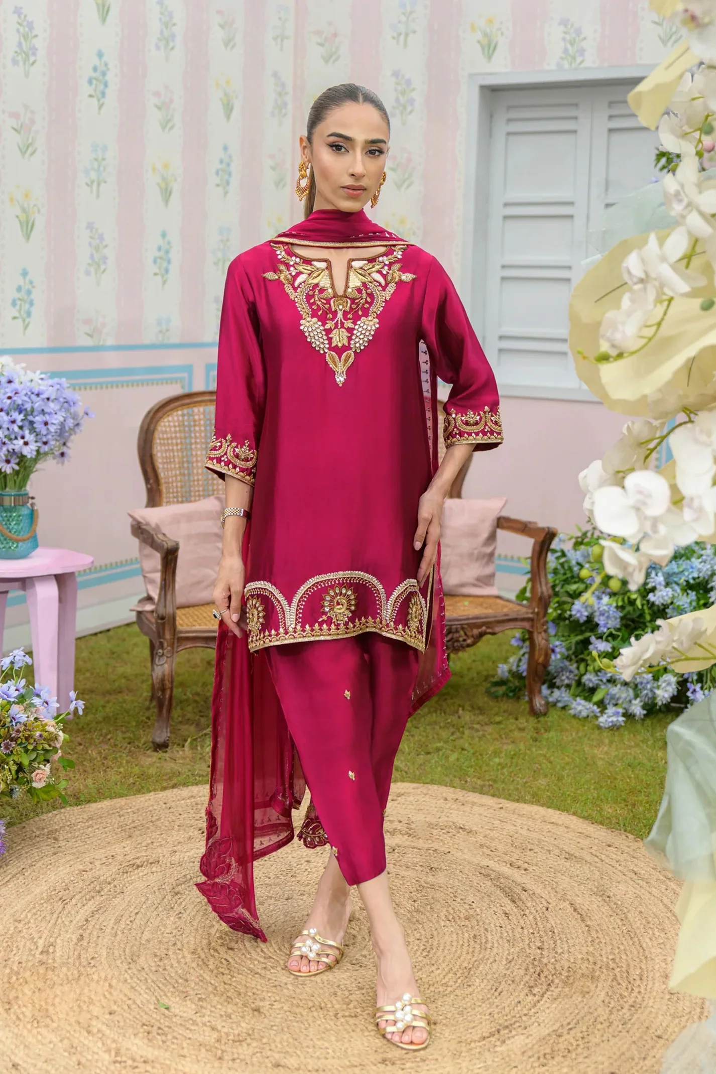 Tomatino Hand Embroidered Suit Set With Dupatta