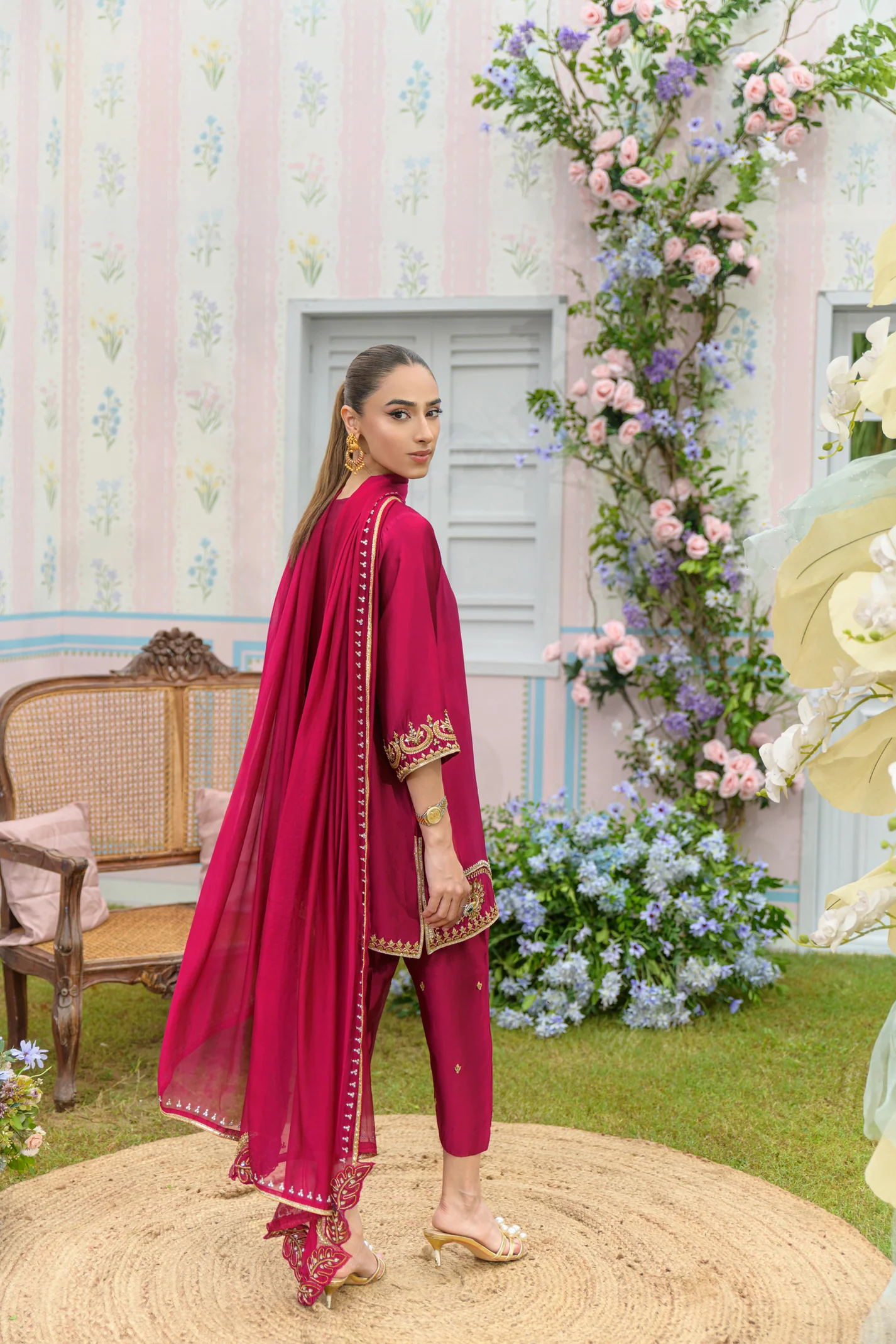 Tomatino Hand Embroidered Suit Set With Dupatta - Image 3