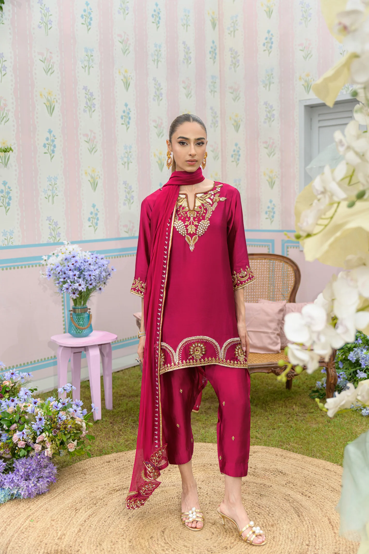 Tomatino Hand Embroidered Suit Set With Dupatta - Image 5