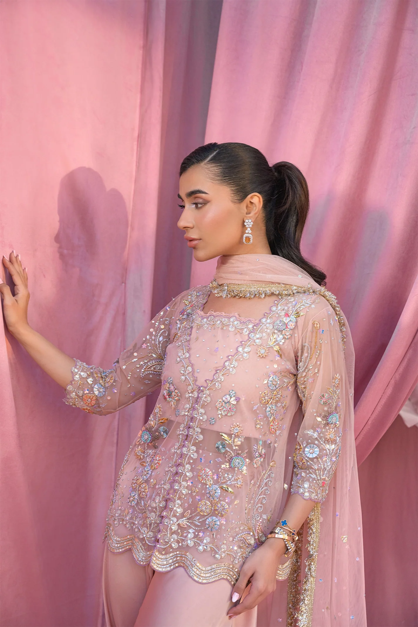 Icy Pink Dust Hand Embroidered Jacket Set With dupatta - Image 8