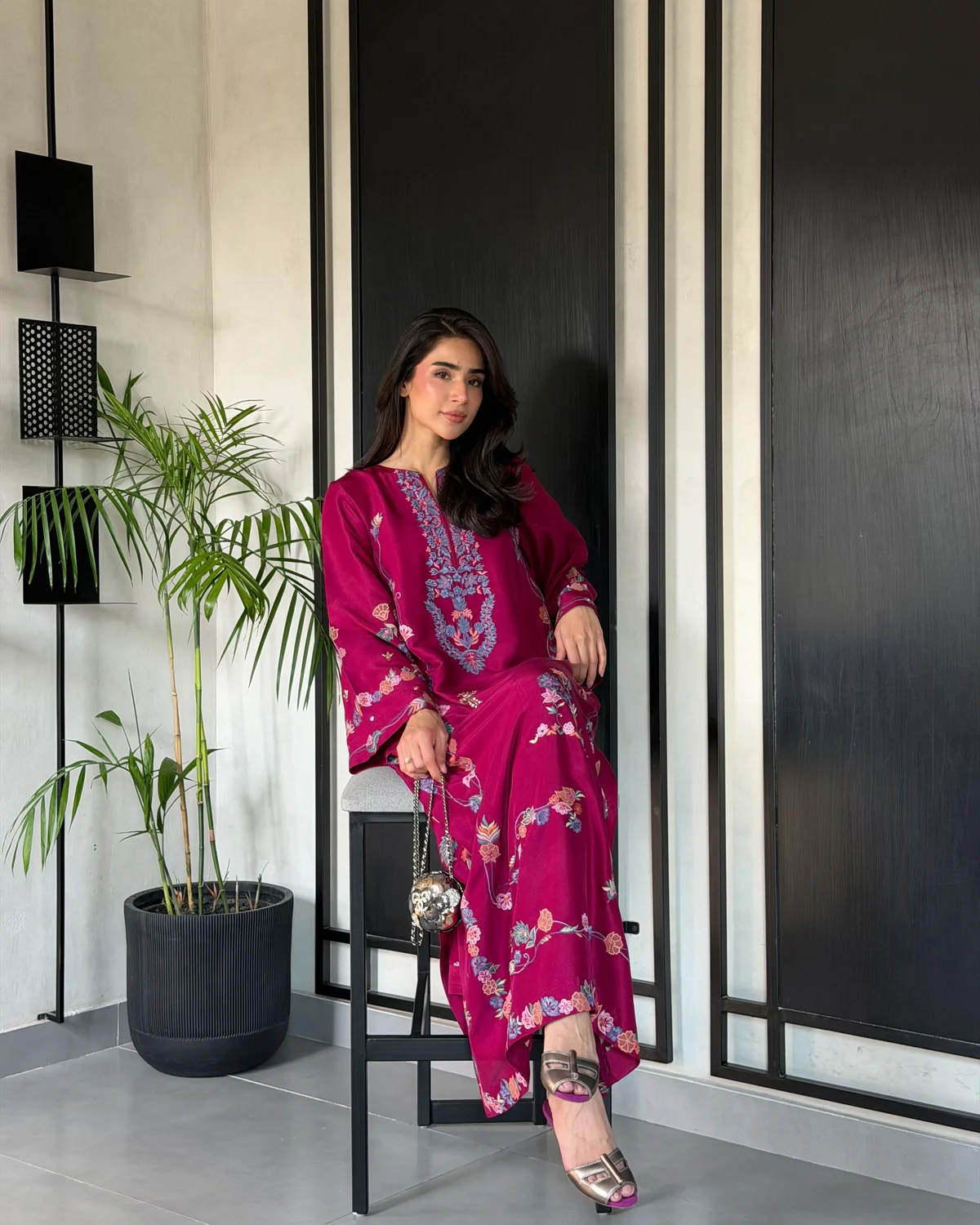 Magenta Kaftan Style Embroidered Set With Pant - Image 5